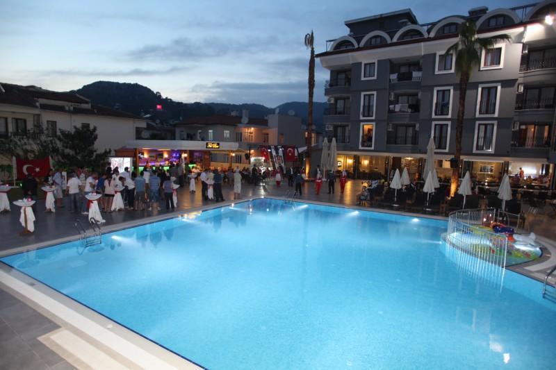 Club Viva 4*